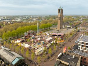 Poldertoren opens with evening performance during start of Tulip Festival
